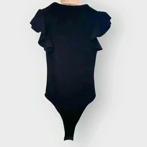 Black Ruffle Sleeve Bodysuit - Picture 2 of 3